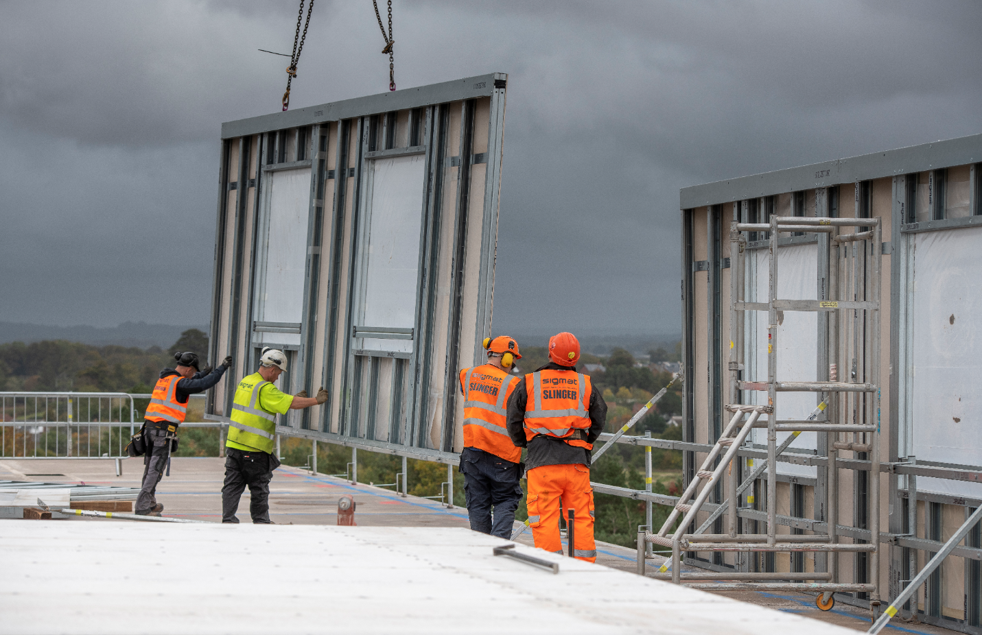 E squadre di installazione completamente formate e accreditate